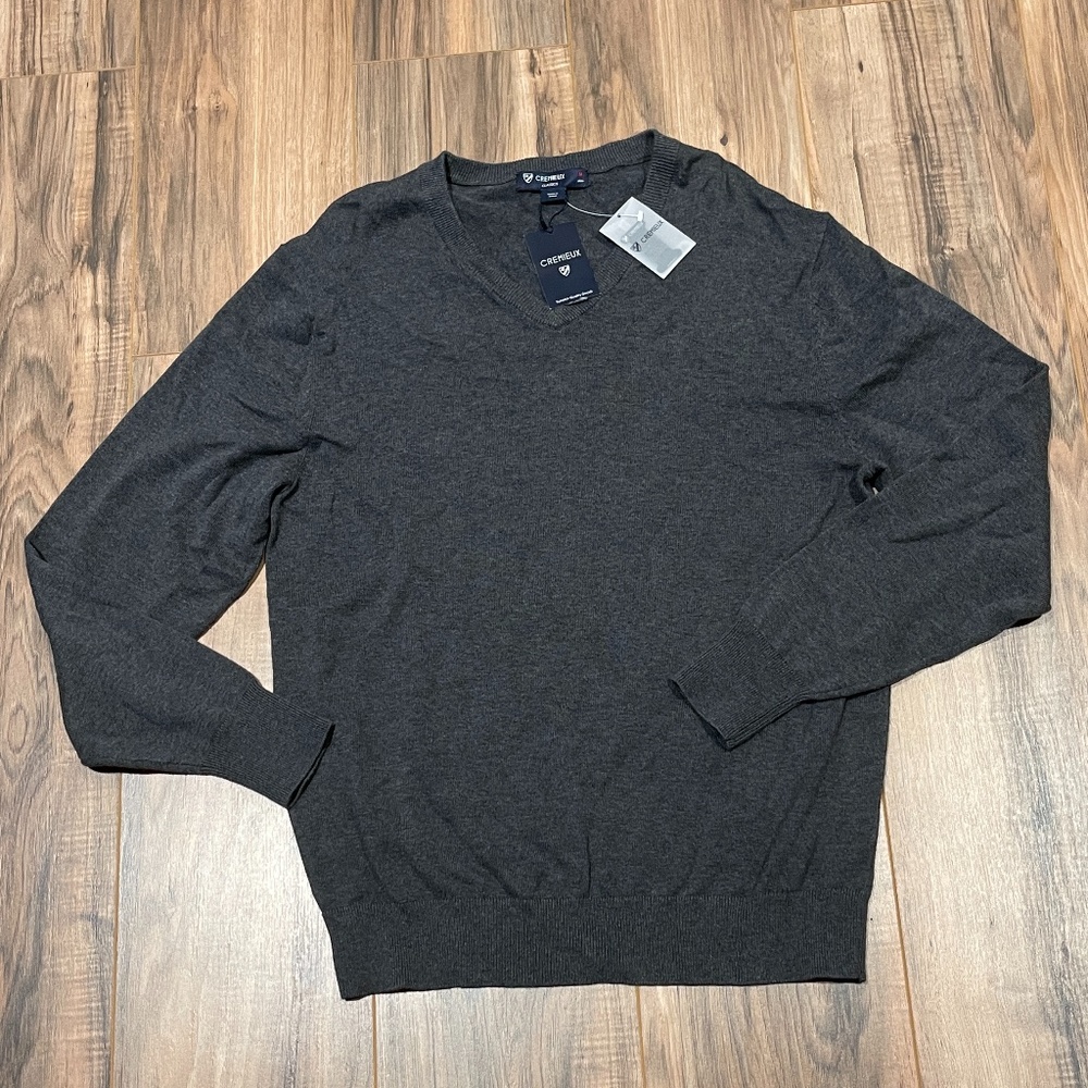 Cremieux V-Neck Cotton Sweater. Size M. NWT!!